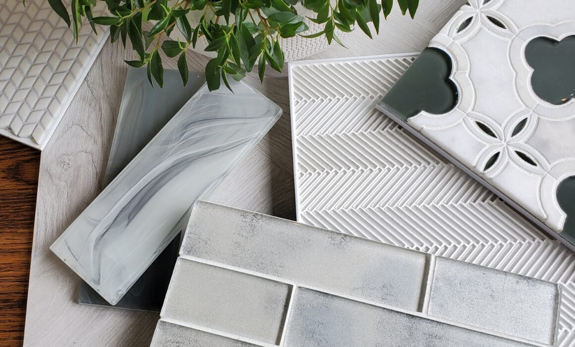 Glass tile
